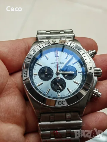 Часовник Breitling Avenger quartz Chronograph , снимка 1 - Мъжки - 47942423