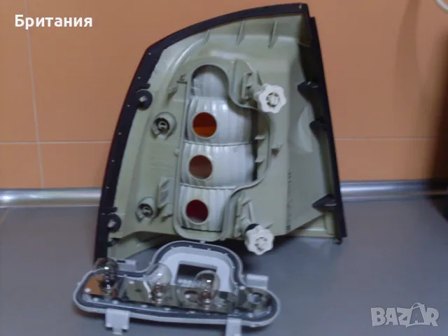 Заден десен стоп-габарит за Астра Г., снимка 6 - Части - 49261056