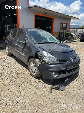 Renault Clio 1.6i на части, снимка 2 - Части - 50917123