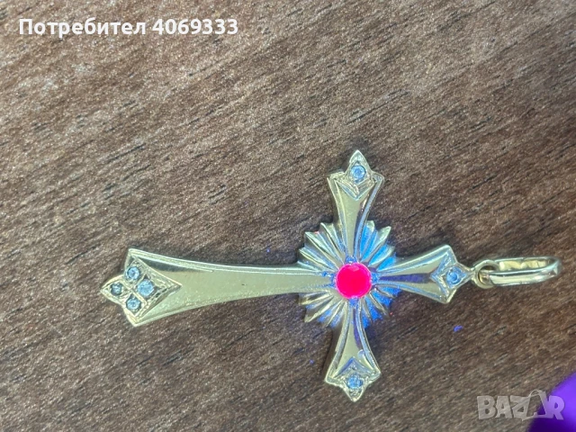 Стар златен Кръст с рубин 14к 5.96гр 5см , снимка 5 - Колиета, медальони, синджири - 50898227