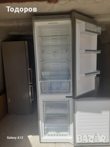 Хладилник с фризер Bosch KGN39XI40, 386 l, снимка 2 - Хладилници - 45625170