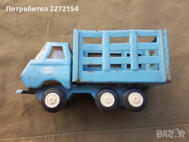 Ламаринена играчка камион, снимка 3 - Антикварни и старинни предмети - 51355613