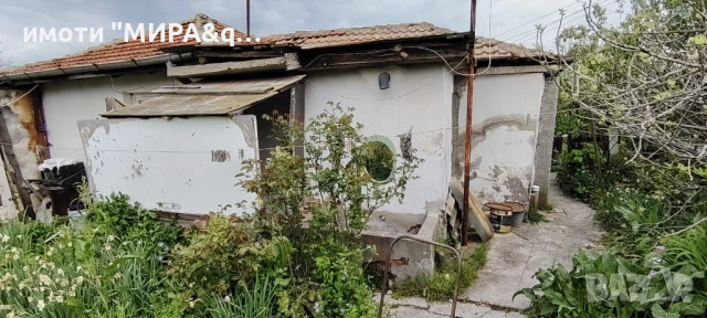 Парцел с вила в Южна индустриална зона, гр. Хасково