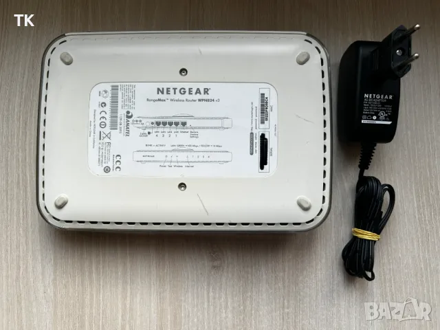 Продавам работещ рутер Netgear WPN824 v3, снимка 3 - Рутери - 47123888