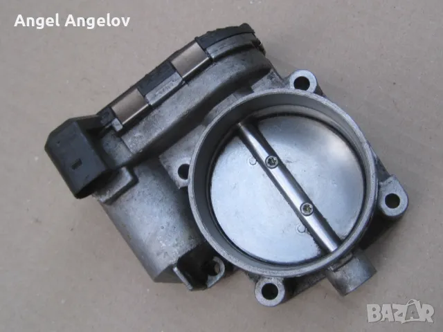 Дросел клапа 0280750105 VW Passat V 4.0i W8 275 конски сили 07D133062,  Audi A8 6.0 W12 07D133062 ​, снимка 2 - Части - 48055812