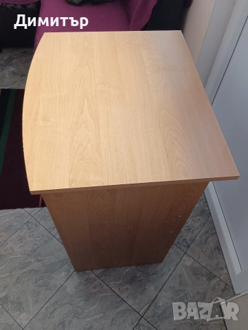 Продавам малко бюро за компютър., снимка 4 - Бюра - 54028359