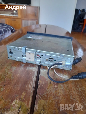 Старо автомобилно радио Респром-Unitra АРКС 322, снимка 3 - Други ценни предмети - 53786256