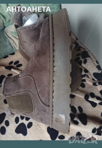 Продавам дамски боти топли , снимка 10 - Дамски боти - 51960110