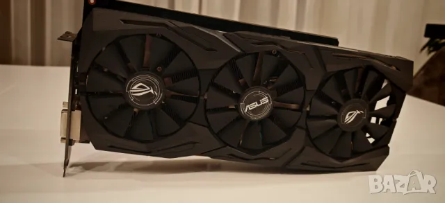 Продавам Перфектна Видео Карта Asus ROG StriX VEGA 64 8Gb HBM2 2064bit, снимка 2 - Видеокарти - 47382436