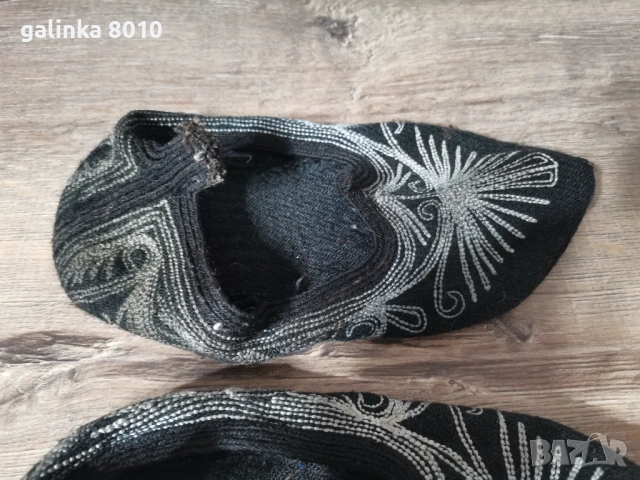 Стари терлици за носия, снимка 3 - Антикварни и старинни предмети - 53749117