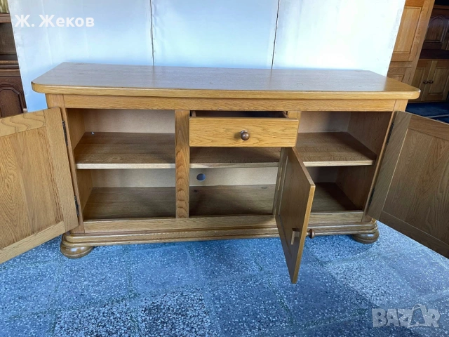 Масивен контрабюфет, снимка 4 - Скринове - 53510524