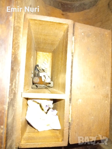 Стара шевна машина Сингер с кутия ключ и плюс Инструменти за нея, снимка 2 - Антикварни и старинни предмети - 53755422