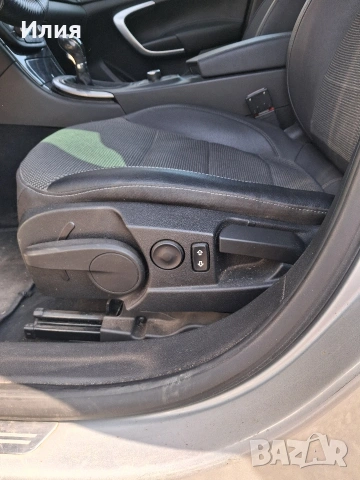 Опел Инсигния 2011 година. , снимка 8 - Автомобили и джипове - 52927332