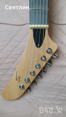 Електрическа китара , снимка 3 - Китари - 52866631