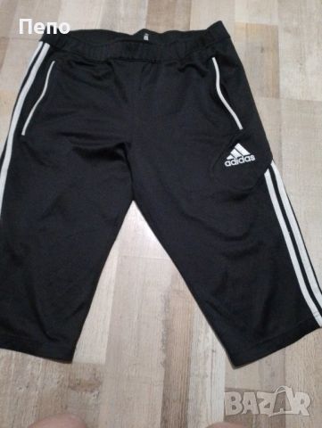 Гащи Adidas , снимка 3 - Къси панталони - 46652927