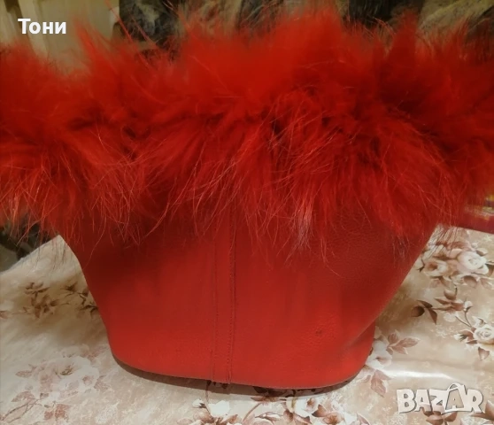 Нова Кожена Дамска Чанта с Пух, снимка 10 - Чанти - 52789993