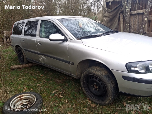 Volvo v70 4x4 на части , снимка 3 - Автомобили и джипове - 52876434