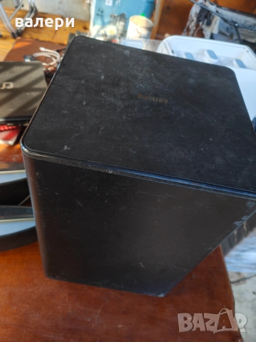 Голяма аудио система Philips със 2 колонки внос от чужбина, снимка 3 - Аудиосистеми - 52893661