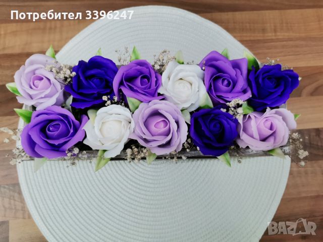 Сапунени рози в дървена кашпа, снимка 2 - Декорация за дома - 45591519