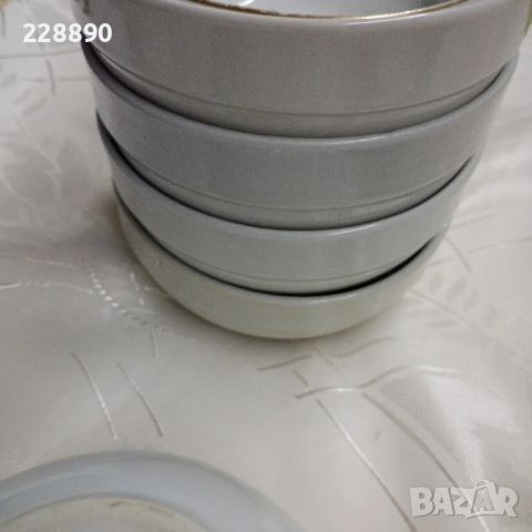 Наличен порцелан, снимка 18 - Антикварни и старинни предмети - 52285659