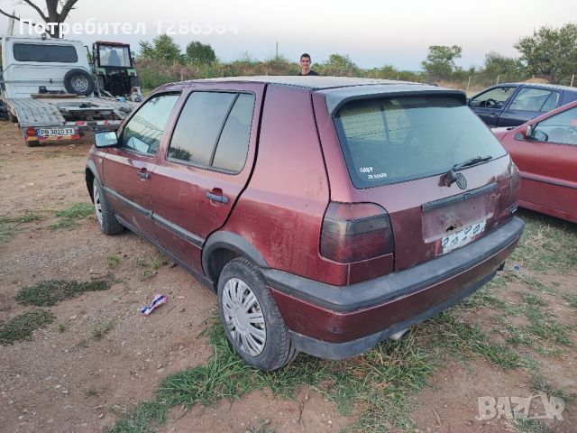 VW Golf 3 1.8 НА ЧАСТИ , снимка 5 - Автомобили и джипове - 46785072