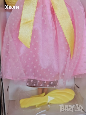 Нова ретро кукла Барби Spring Blossom Barbie 1995, снимка 5 - Кукли - 52676307