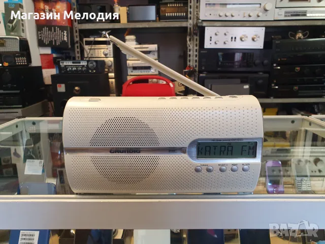 Радио Grundig Music 51 DAB+ В отлично техническо и визуално състояние., снимка 2 - Радиокасетофони, транзистори - 49343759