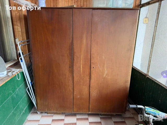 Стари гардероби