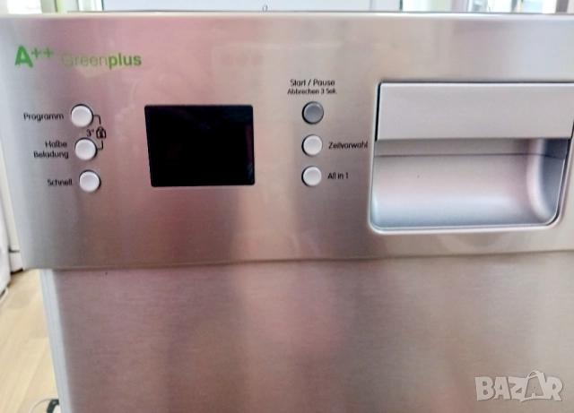 Съдомиялна за под плот  BLOMBERG - 45см, снимка 3 - Съдомиялни - 51846830