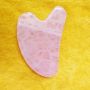Розов нефритен камък скрепер за лице във формата на сърце за лице TV612, снимка 3
