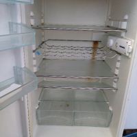 Хладилник за части или ремонт, снимка 3 - Хладилници - 45162474
