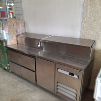 Хладилна маса с чекмеджета и салат бар, снимка 2 - Обзавеждане на кухня - 44985960