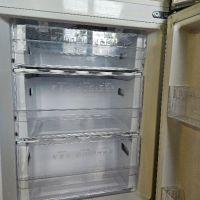 Хладилник Samsung , снимка 3 - Хладилници - 45419387