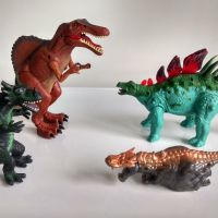 Jurassic World , Джурасик свят , динозаври със светлина и звук. , снимка 2 - Фигурки - 45657828