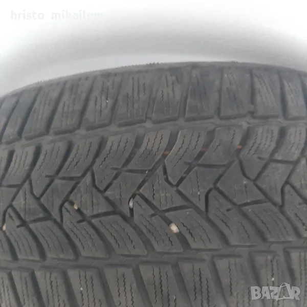 Зимни  гуми      DUNLOP 225/45/17.Много запазени.4бр, снимка 1