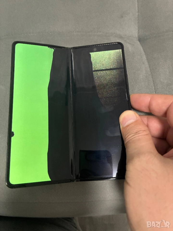 Samsung Galaxy Z Fold 4 - за части, снимка 1