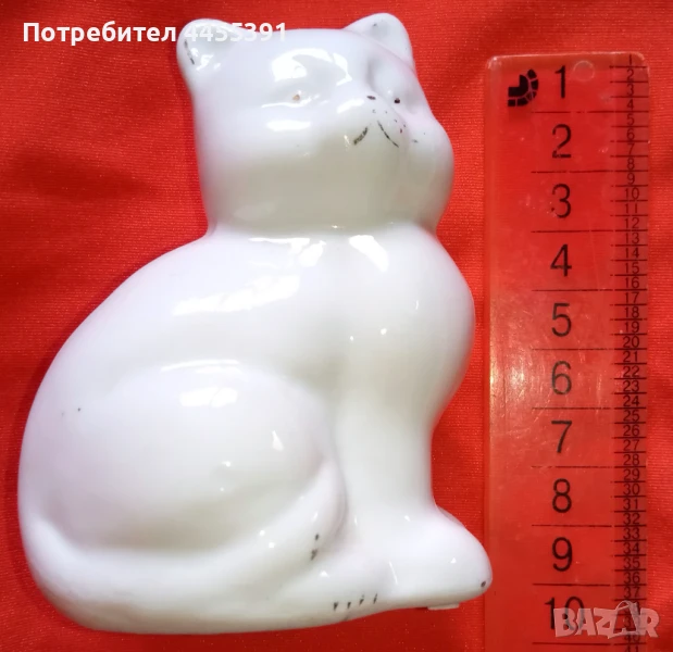 Скулптура Котка. Порцелан, снимка 1