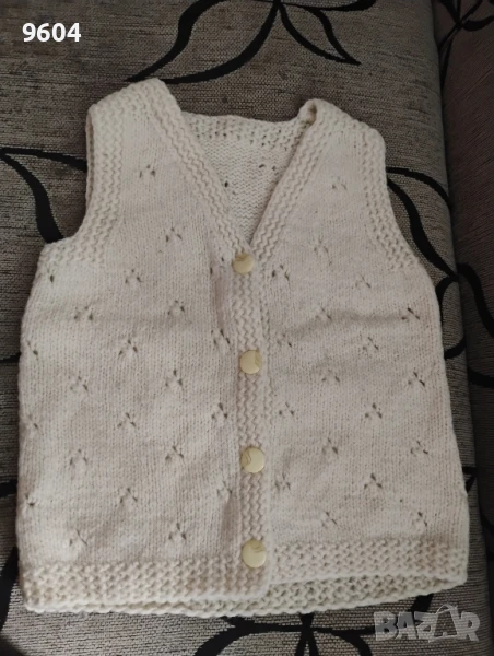 Детски вълнен елек , снимка 1