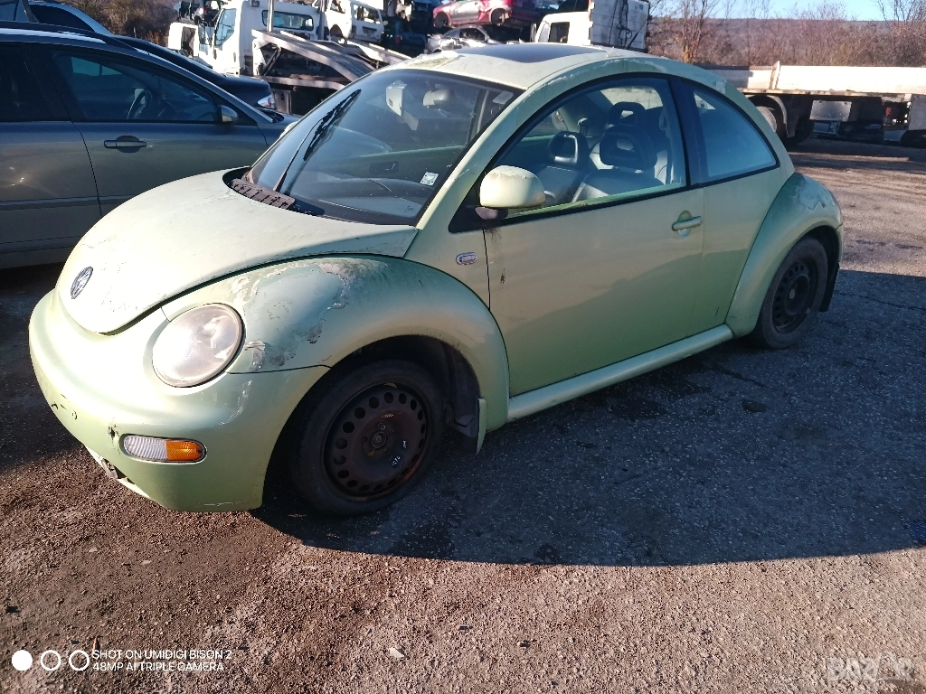 Фолксваген Бийтъл на части , снимка 1