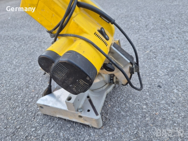 пендула девалт dewalt циркуляр, снимка 13 - Други инструменти - 51584563