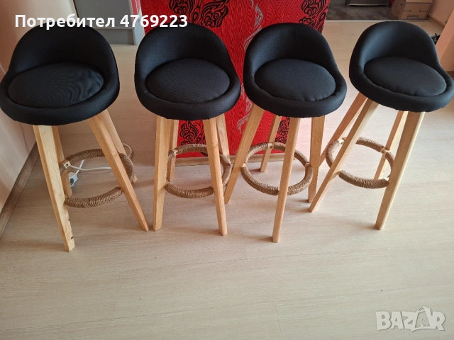Колмпект 2бр. Бар столове въртящи се. Чисто нови.
