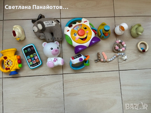 Лот от 13 броя бебешки / детски играчки на обща цена