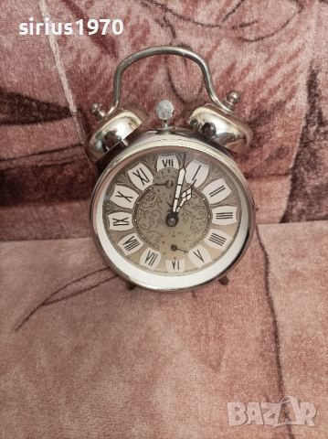 френски будилник работещ с камбанки, снимка 1 - Стенни часовници - 45058465