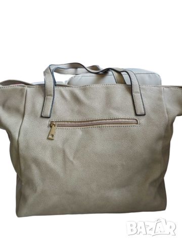 Дамска елегатна чанта за рамо, Бежова, 39х30х17 см, снимка 1 - Чанти - 45707876