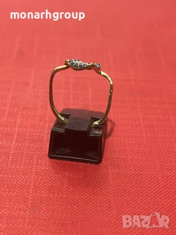 Златен пръстен/ изкривен/, снимка 3 - Пръстени - 51180818