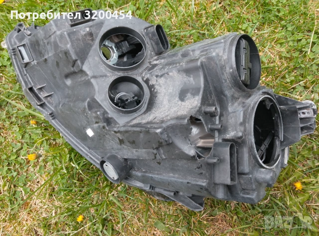 Десен фар за Фолксваген , снимка 2 - Части - 54216719