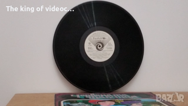 Грамофонна плоча " ЧЕРВЕНАТА ШАПЧИЦА ", снимка 3 - Грамофонни плочи - 53459659