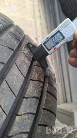 2бр.гуми 235 45 18 KUMHO, снимка 6 - Гуми и джанти - 53890592