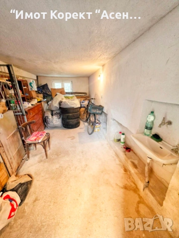 Имот Корект продава Етаж от къща и Гараж, кв. Зъбче, снимка 13 - Апартаменти - 50088157