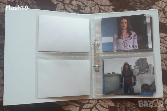 ⭐ Колекция 9 автографа Arrowverse + 1 ПОДАРЪК ⭐ ( виж описанието ), снимка 2 - Колекции - 53797136